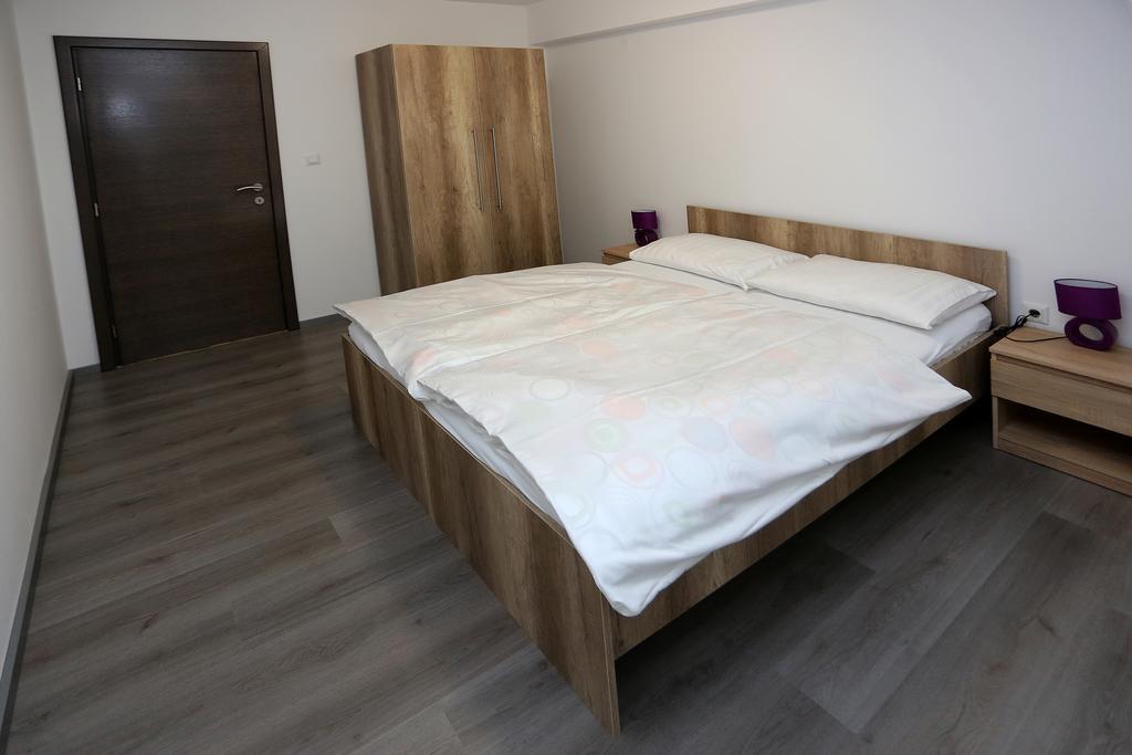 Apartment Travego II Osijek Room photo
